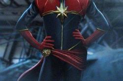 金妮·韦斯莱，从霍格沃茨的边缘人物到格兰芬多的女英雄