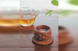 茶杯孤品收藏鉴定指南：从入门到精通，轻松掌握鉴别技巧与投资价值