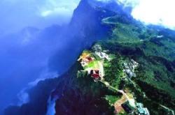 黑风山旅游攻略：避暑胜地、最佳路线、住宿餐饮全解析，轻松规划完美旅程