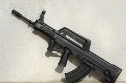 阿卡47：揭秘全球最可靠步枪的诞生历程与技术优势，轻松掌握其军事地位与文化影响