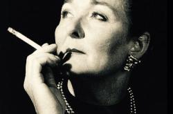 世界上第一位高定设计师是谁？揭秘查尔斯·弗雷德里克·沃斯如何开创高级定制时尚革命