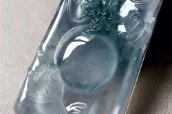 翡翠大师破解版安全吗？揭秘破解版风险与正版优势，保护你的手机安全