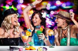 性感沙滩2完整攻略：轻松掌握角色培养与隐藏要素，告别卡关烦恼