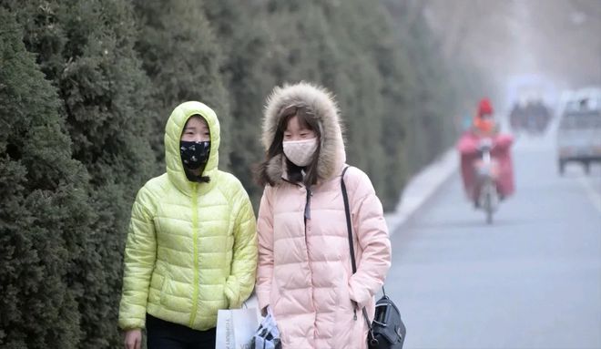 三伏天黑龙江穿上羽绒服,气候异常下的思考 三伏天黑龙江穿上羽绒服,气候异常下的思考