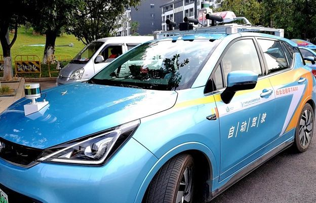 疯狂出租车3，重温经典，驾驶的激情与策略交织