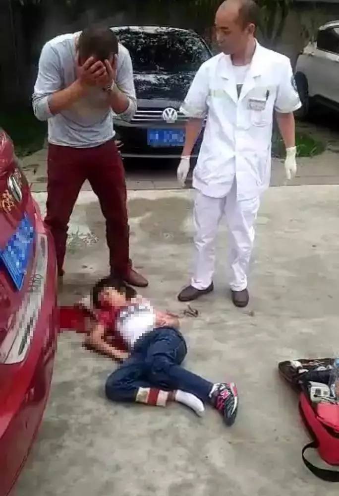 悲剧发生，九岁女孩出游溺亡，同学却否认同行
