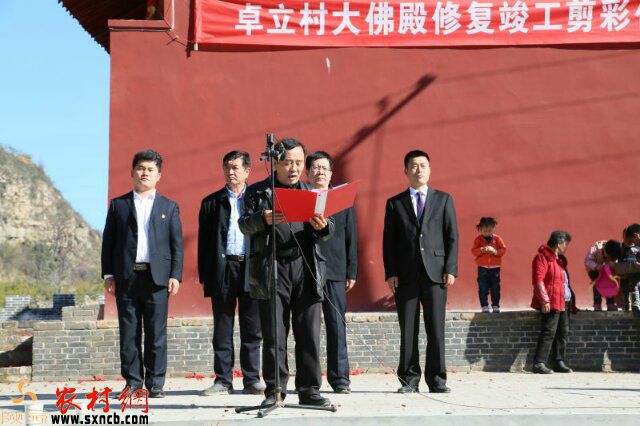 深圳一家六口放弃旅游改看房，理性决策背后的故事