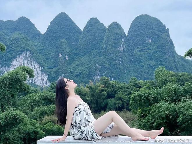 当事人回应在哀牢山拍写真，探索自然之美与摄影艺术