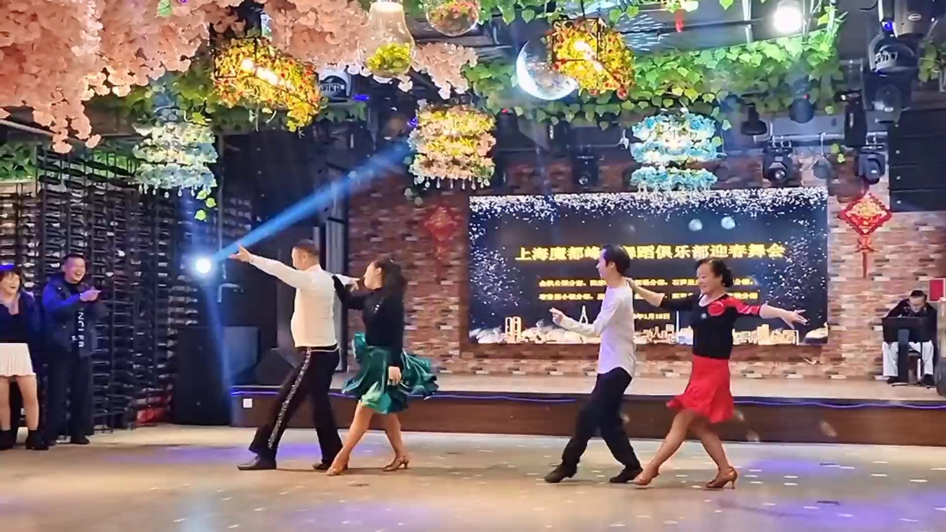 上海滩小游戏，重温经典，演绎传奇