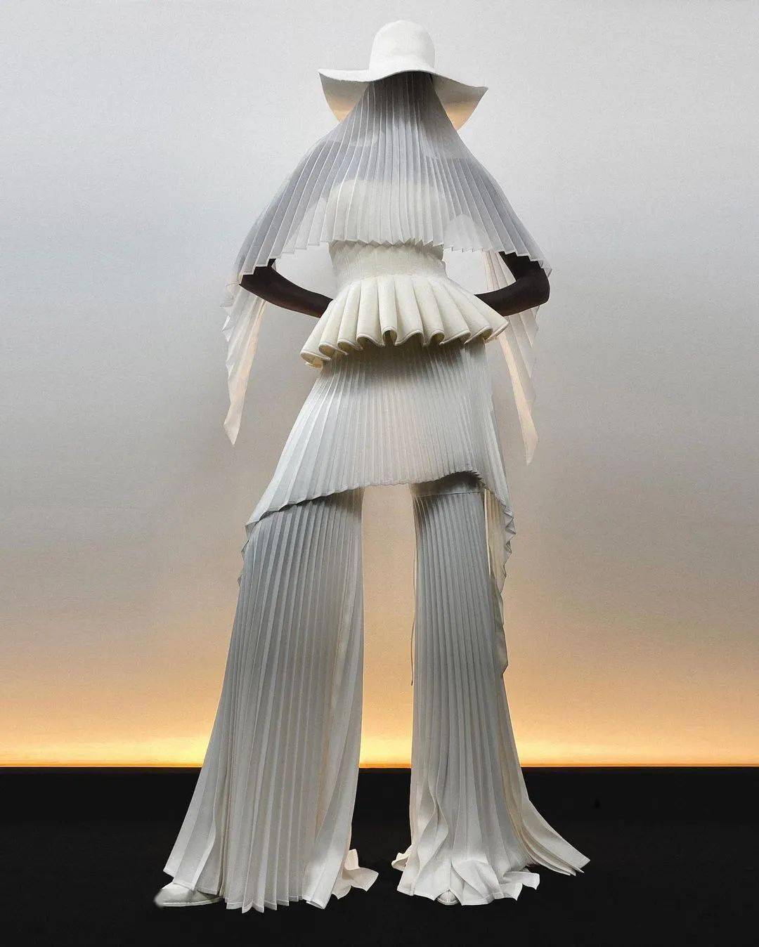 年轻女性的力量，挑战与机遇并存的青春期