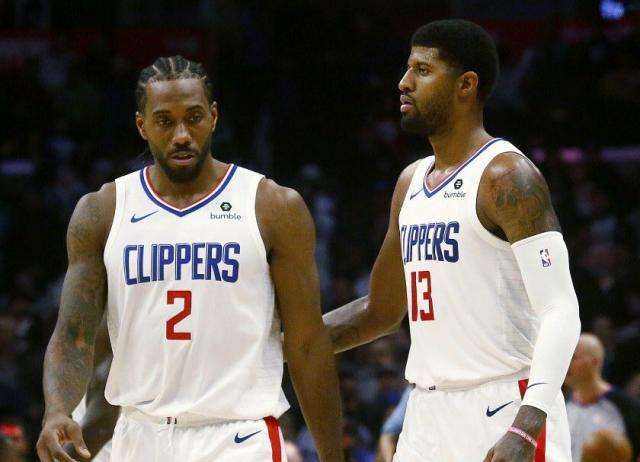 火箭vs快船，一场激情四溢的NBA对决回顾与分析