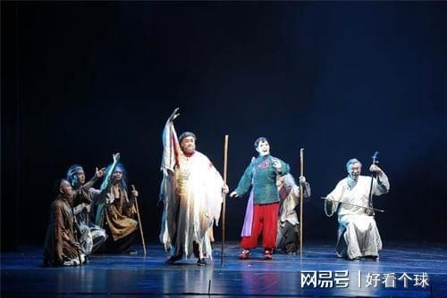 星云扮演者，从银幕英雄到现实生活—探索背后的故事