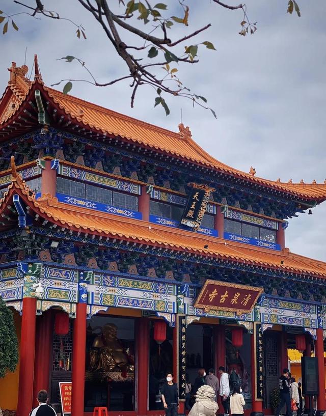 探索金山寺，一座历史悠久的佛教圣地