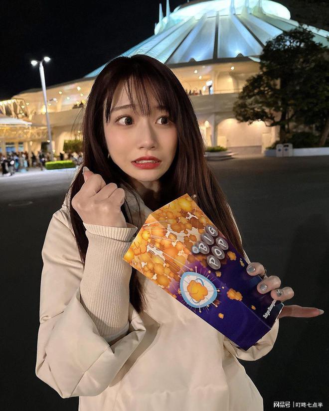 小泽艾莉丝,日本文化中的一颗璀璨之星 小泽艾莉丝,日本文化中的一颗璀璨之星
