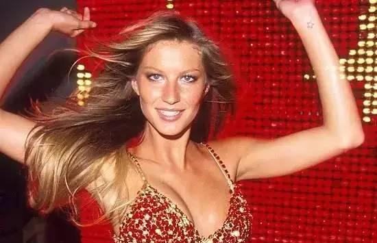 克里斯蒂安妮，足球界的璀璨之星