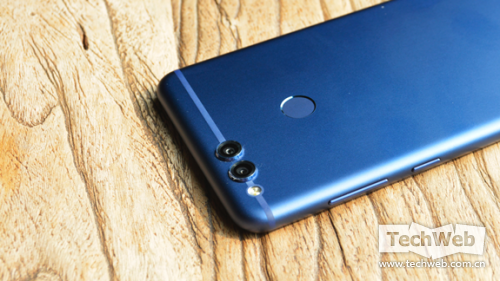 荣耀畅玩5，性价比之王的全面评测与深度体验