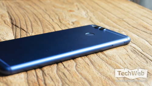 荣耀畅玩5，性价比之王的全面评测与深度体验