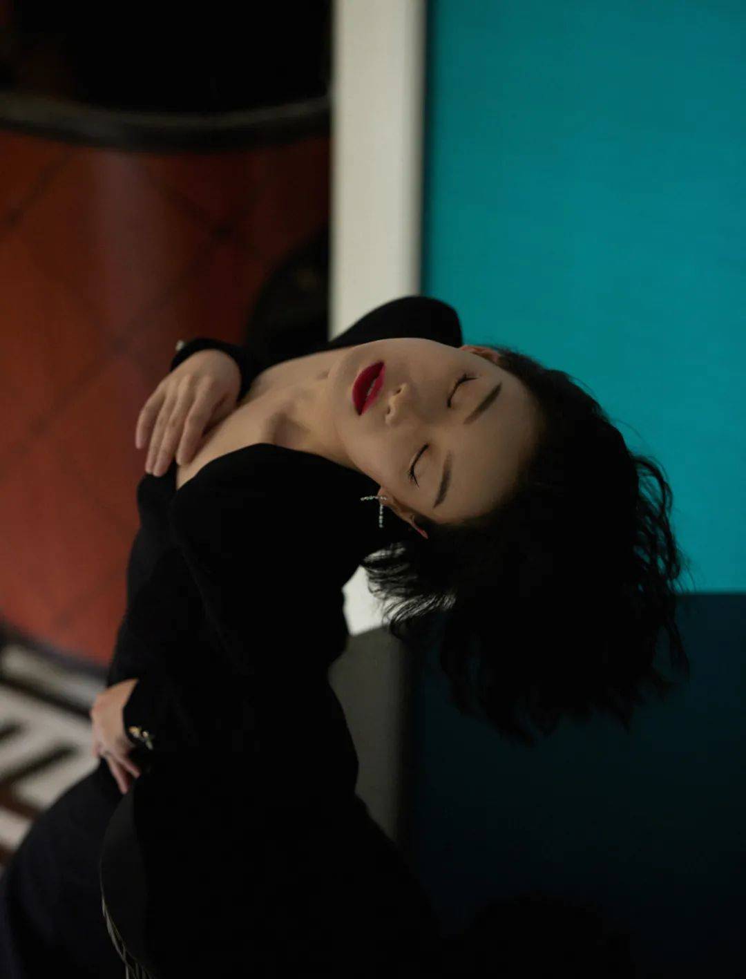 倪妮,从大尺度照片争议到艺术与隐私的探讨 倪妮,从大尺度照片争议到艺术与隐私的探讨