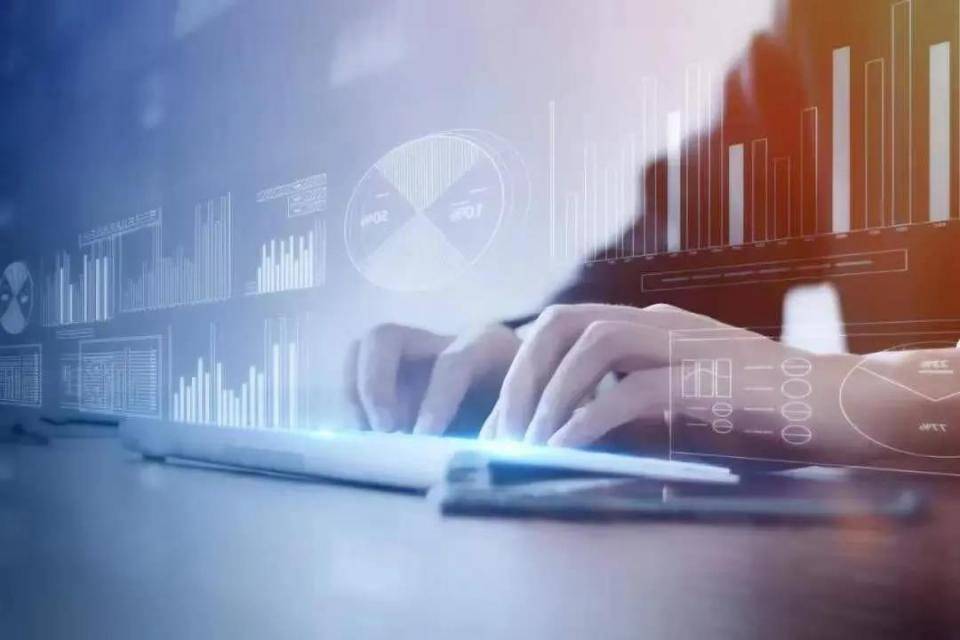 明天打字员，指尖上的革命，智能办公的新纪元