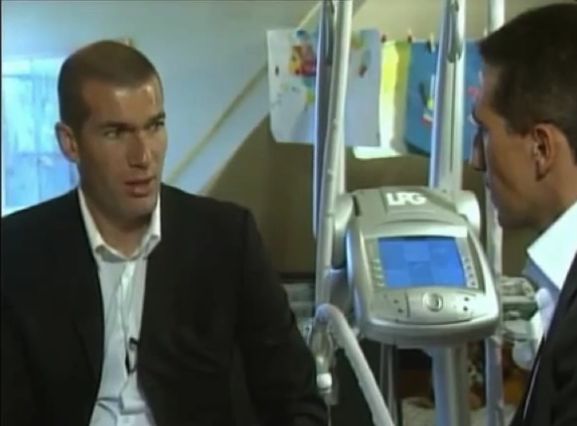 探索足球世界的奥秘，奥讯球探网的神奇魅力