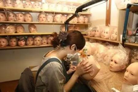 充气娃娃电影，探索人性深处的孤独与渴望