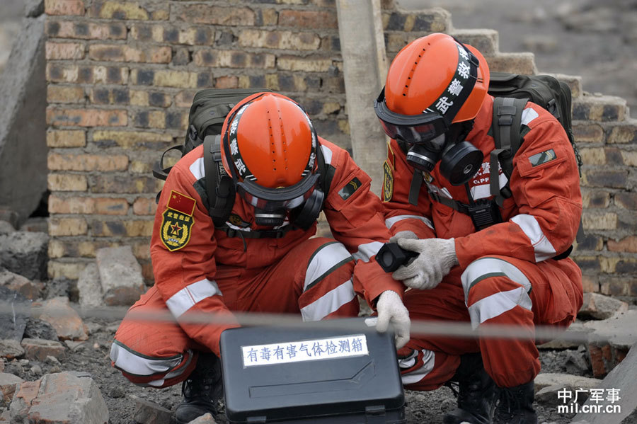 紧急救援中的声音守护者，救人喊话宏的神奇力量