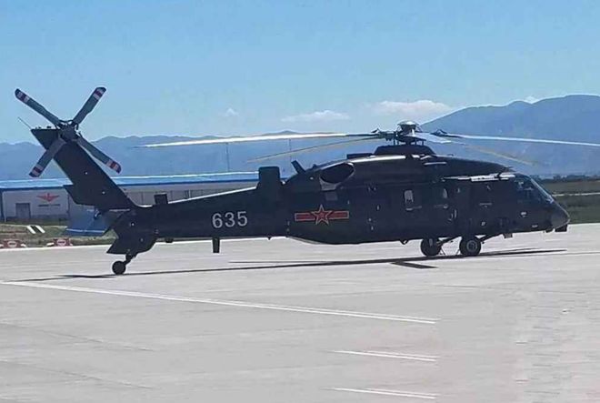 直升机空战，空中的舞蹈，力量的较量