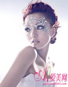 芭比的新发型，时尚革命的小小一步