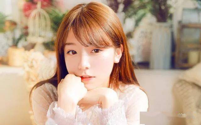 情侣抠图素材，爱情故事的创意画布