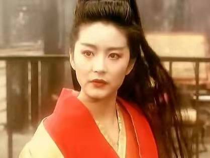 林青霞，银幕传奇的优雅转身