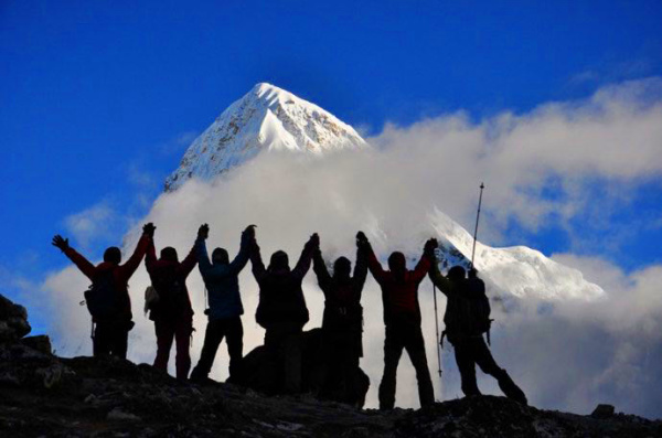 在边陲荒漠中寻找心灵的宁静，冥想的艺术与实践