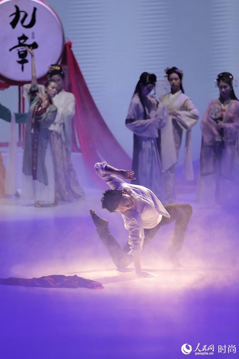 穿越时空的时尚之旅，探索古装换装游戏的魅力与文化