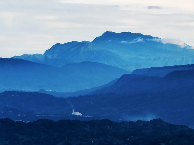 泰山攻略：轻松登顶，避开人潮，享受绝美日出与文化之旅
