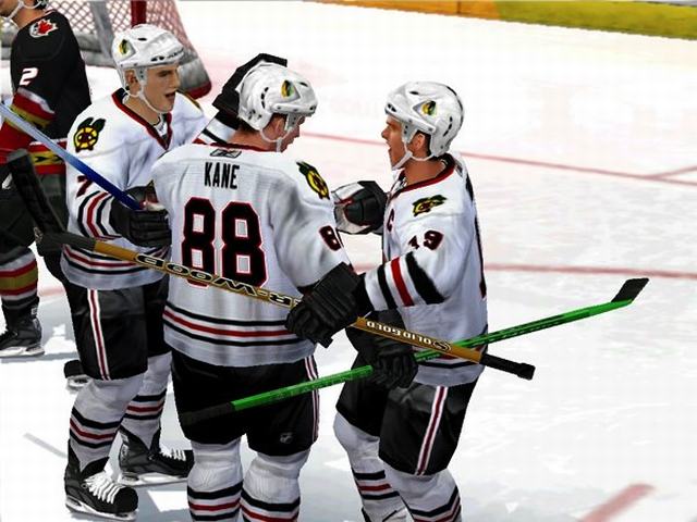 冰球游戏规则与装备选购指南：快速上手享受冰上激情