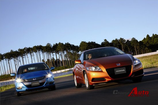 本田赛车：从赛道传奇到驾驶乐趣的极致体验，揭秘性能技术如何改变你的驾驶生活