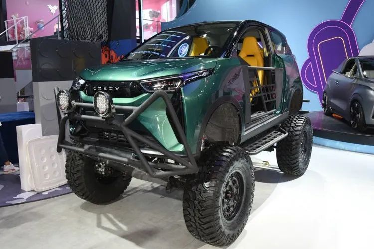 大脚越野车终极指南：从选购到改装，轻松玩转你的机械猛兽