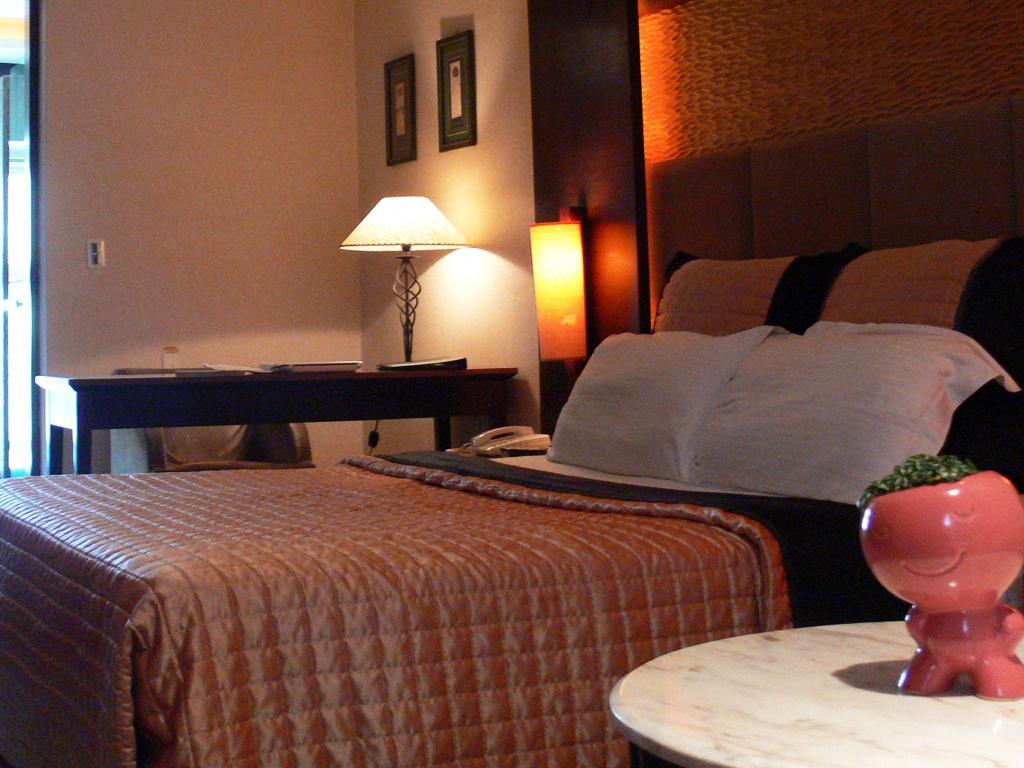 古董旅店攻略：轻松避开老宅入住陷阱，享受穿越百年的舒适体验