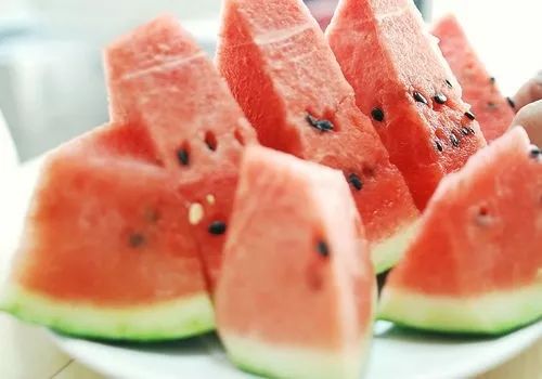 切西瓜小游戏：指尖上的清凉快感与高分技巧全解析