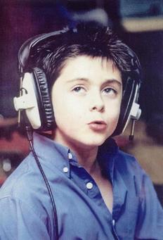 Tell Me Why：揭秘英国童星Declan Galbraith反战神曲的创作背景与全球影响力